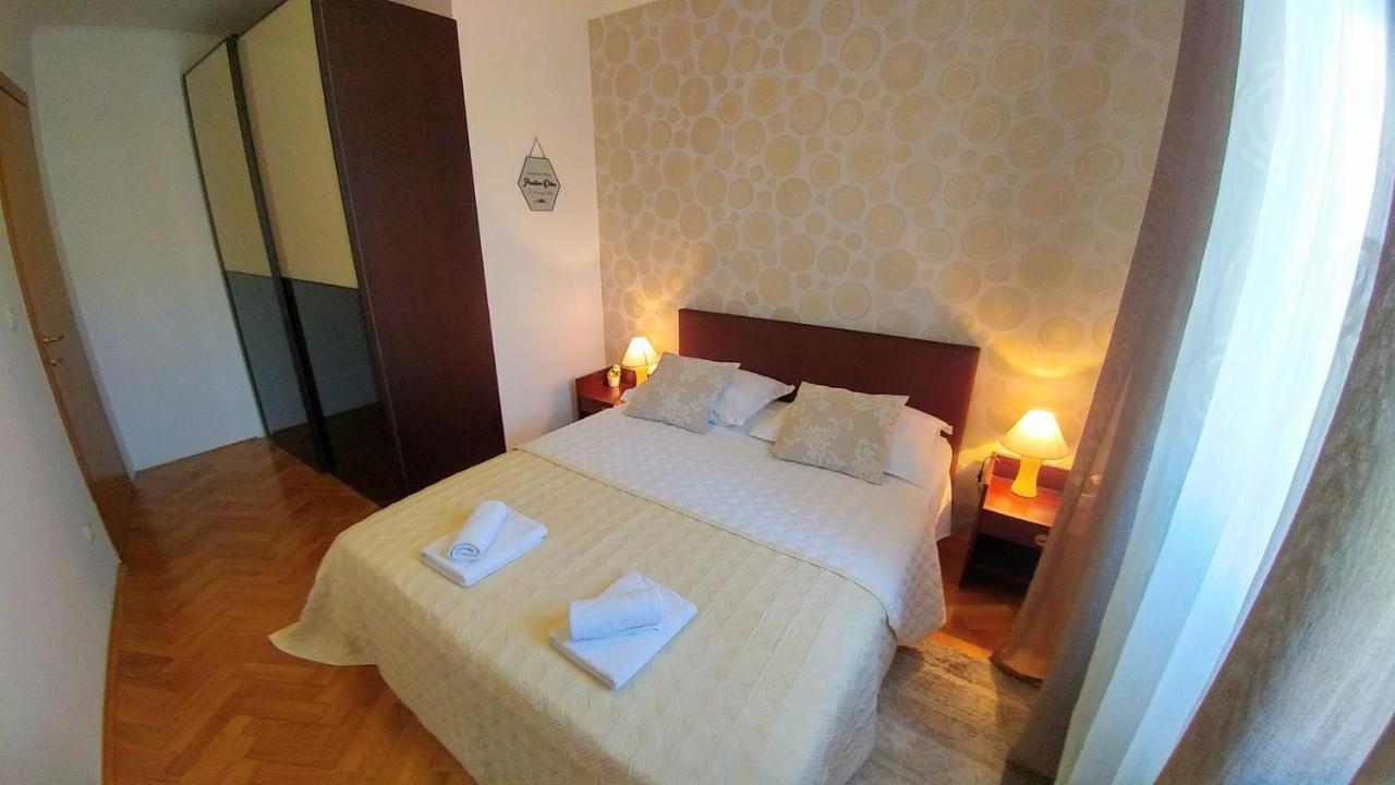 Apartment Deluxe Sea View Split Extérieur photo