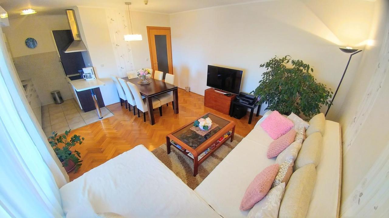 Apartment Deluxe Sea View Split Extérieur photo